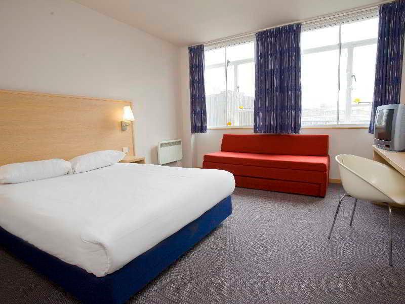 Travelodge Croydon Central Kültér fotó